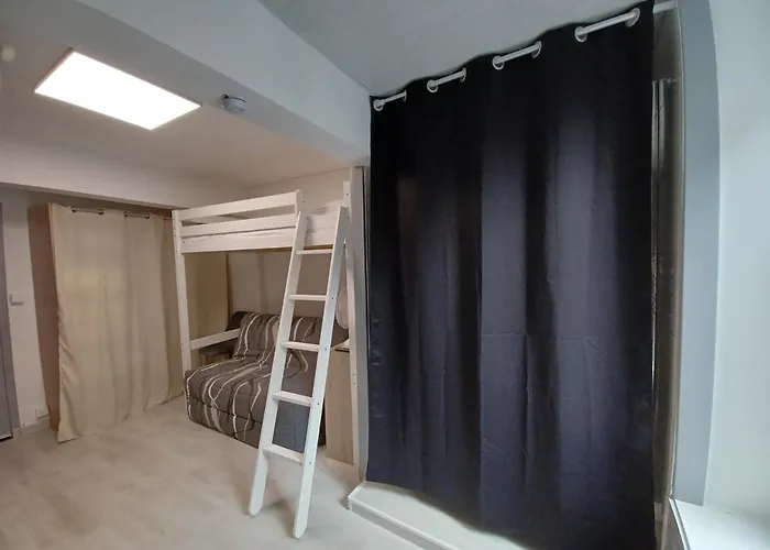 شقة Centre De 2eme Etage